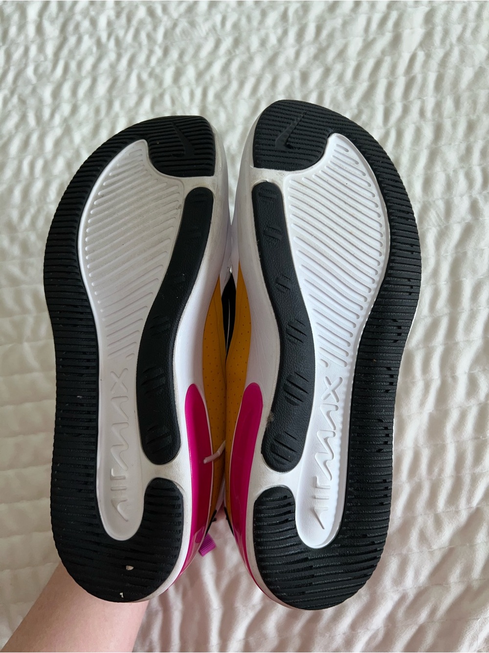 Women’s Nike Air Max Dia Shoes - Picture 8 of 8